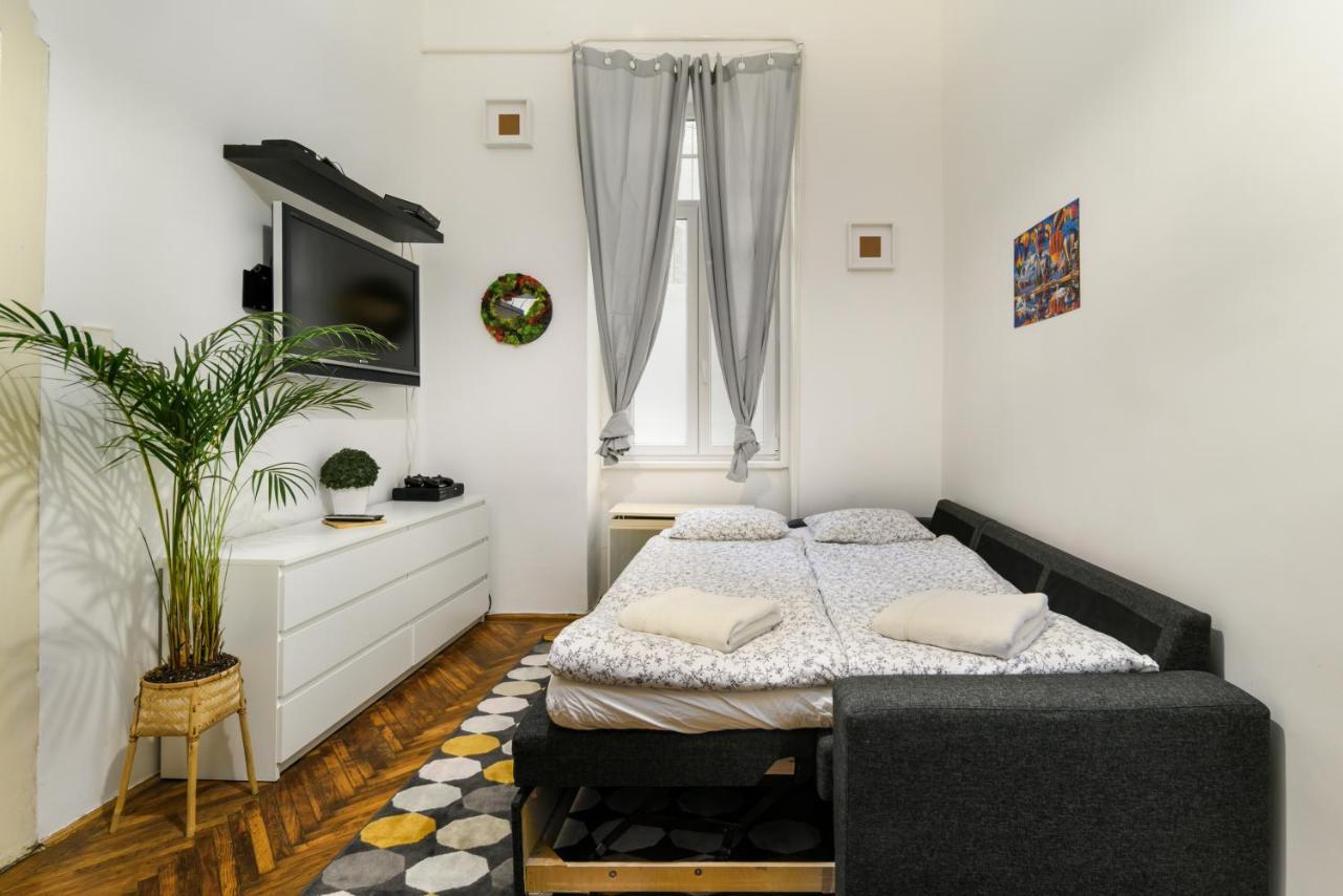 Two Separate Rooms Apartment In City Center, Party District Budapest Eksteriør bilde